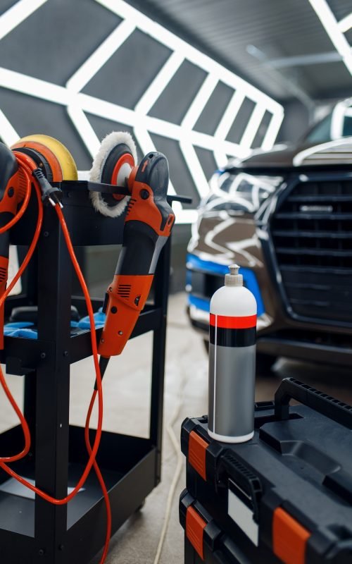 bottle-with-protection-polish-car-detailing.jpg